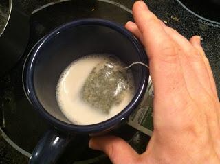 Чай с молоком вредно или полезно