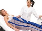 Прессотерапия - воздействие сжатого воздуха переменного давления на различные участки тела. Процедуру можно включить в комплекс мер для похудения.