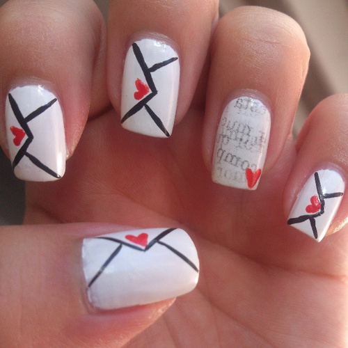 valentines-envelope-nail-art