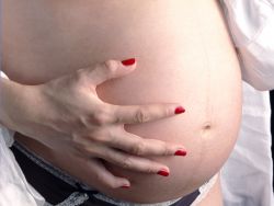 выделения при беременности на поздних сроках