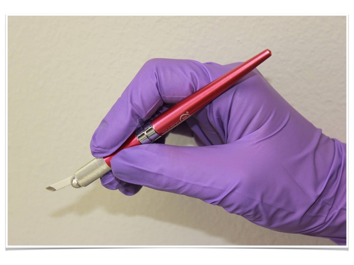 Инструмент для микроблейдинга состоит из пучка игл